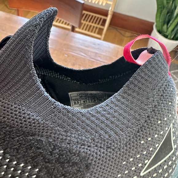 Brooks | Revel 5 Levitate - Picture 6 of 12